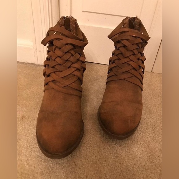 Brown booties - Picture 2 of 2